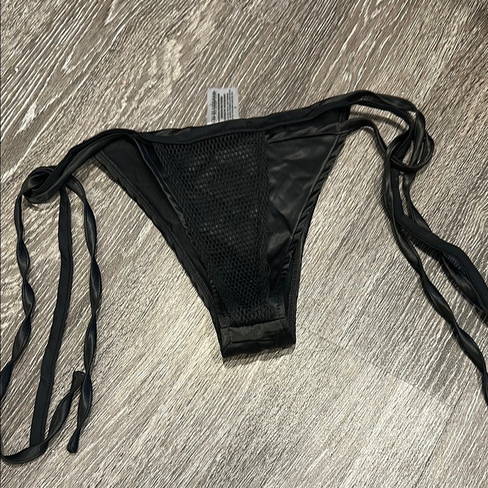 Black Mesh Bikini Bottom, Maniere de Voir, Small (UK6, US 2)